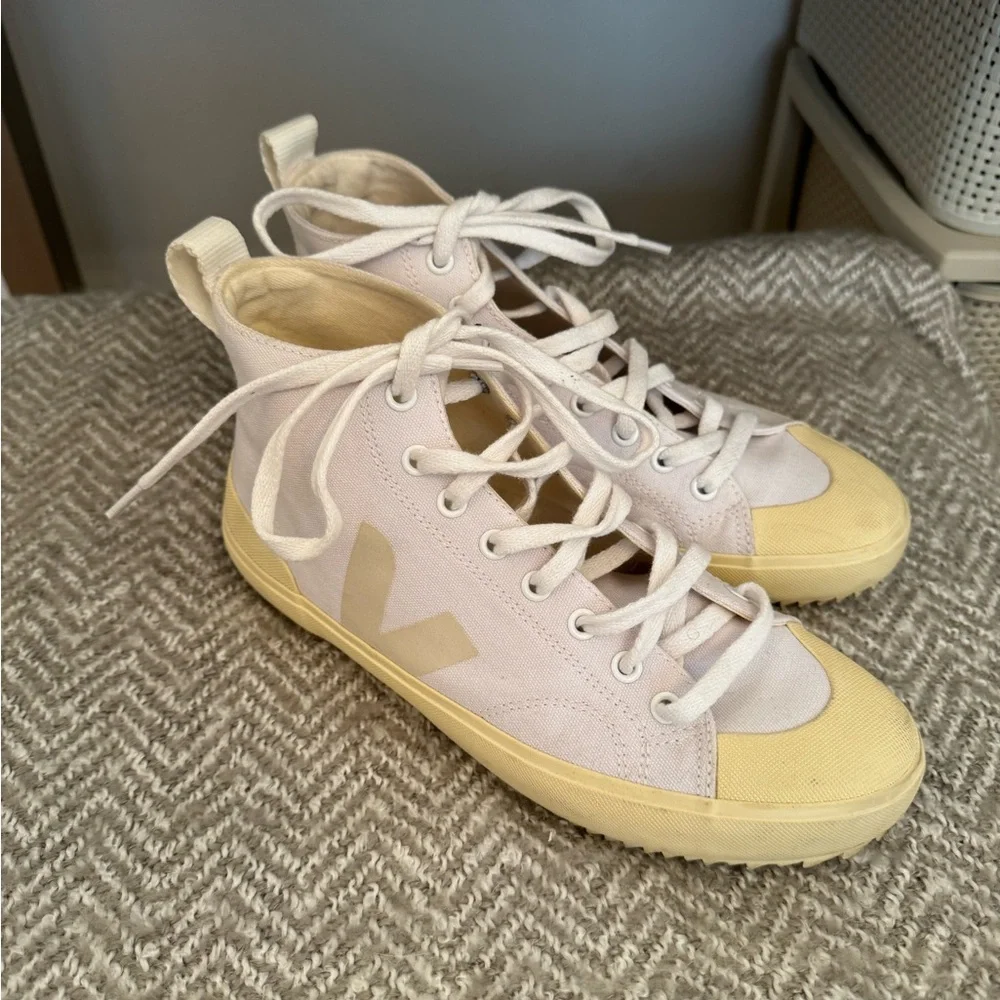 Veja High Top Shoes - Picture 1 of 5